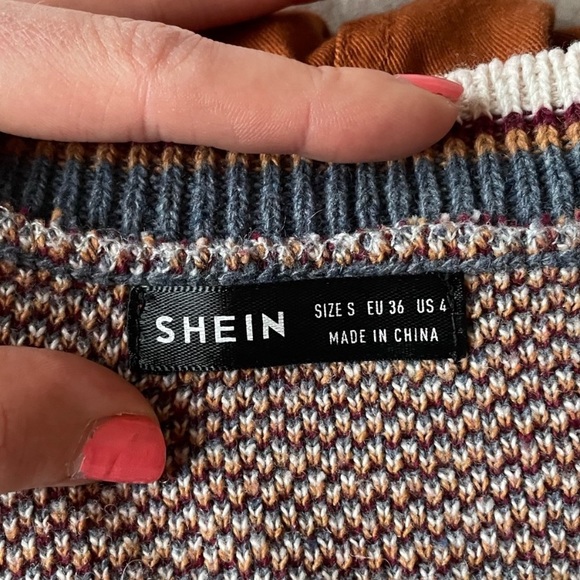 SHEIN Cropped Button Up Vest - Picture 7 of 7